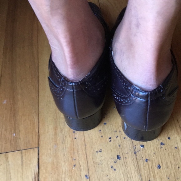 Shoes - Picture 3 of 7